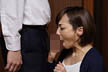 夫の目の前で妻が ～結婚祝いにきた上司の罠～ 目々澤めぐ