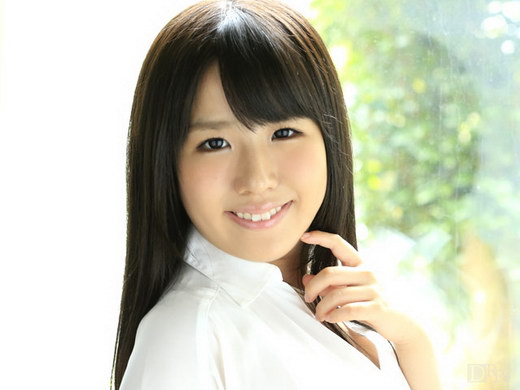 Debut Vol.35 ~痴漢に興奮してしまう逸材~ 美波ゆさ
