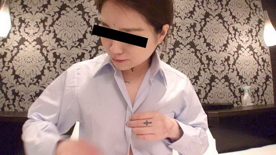 全身タトゥーの彼女に制服を着せてハメちゃいました 麗羽
