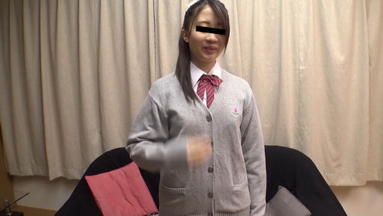 制服時代～初めての制服姿でオナニー～ 兼子美笛