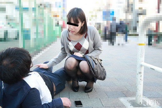 携帯壊したお返しにオマンコ差し上げます 由紀恵