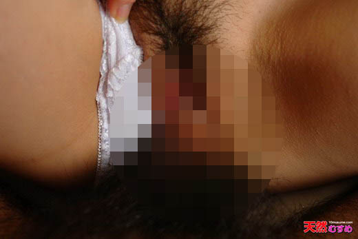 素人ガチナンパ ～バス待ちしてる娘にエッチなバイトのすすめ 椎名沙希