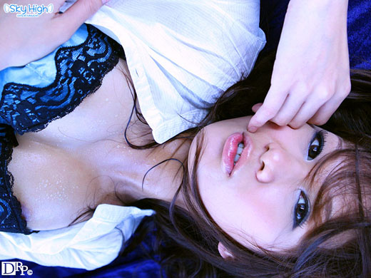 吉川麻美 驚愕!逆ナン電車 前編