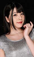 上原亜衣